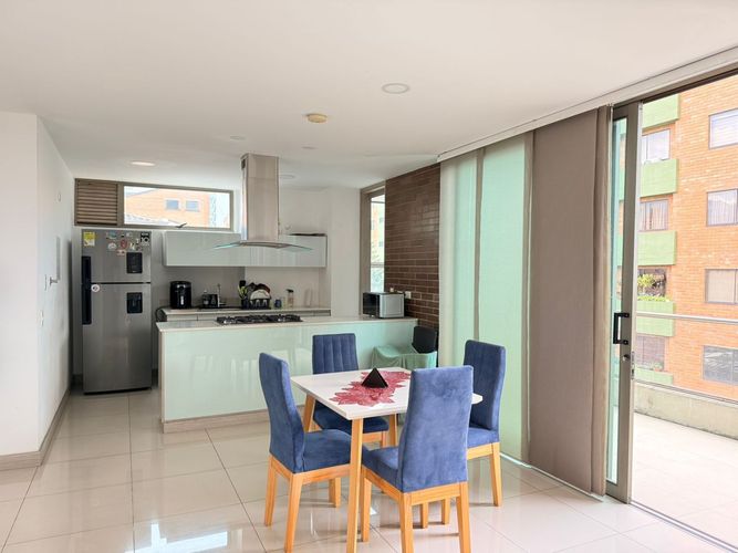 Apartamento de 3 alcobas en venta en El Poblado, Medellín, 110 m² · foto 6 de 18