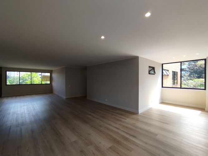 Apartamento de 3 alcobas en arriendo en El Poblado, Medellín, 190 m² · foto 3 de 20