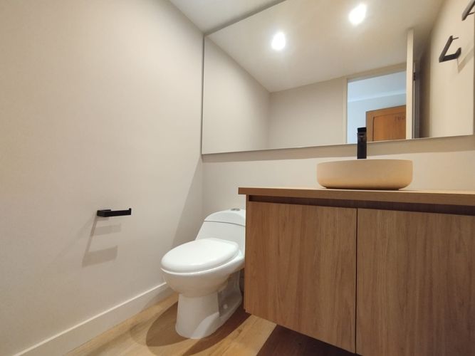 Apartamento de 3 alcobas en arriendo en El Poblado, Medellín, 190 m² · foto 5 de 20