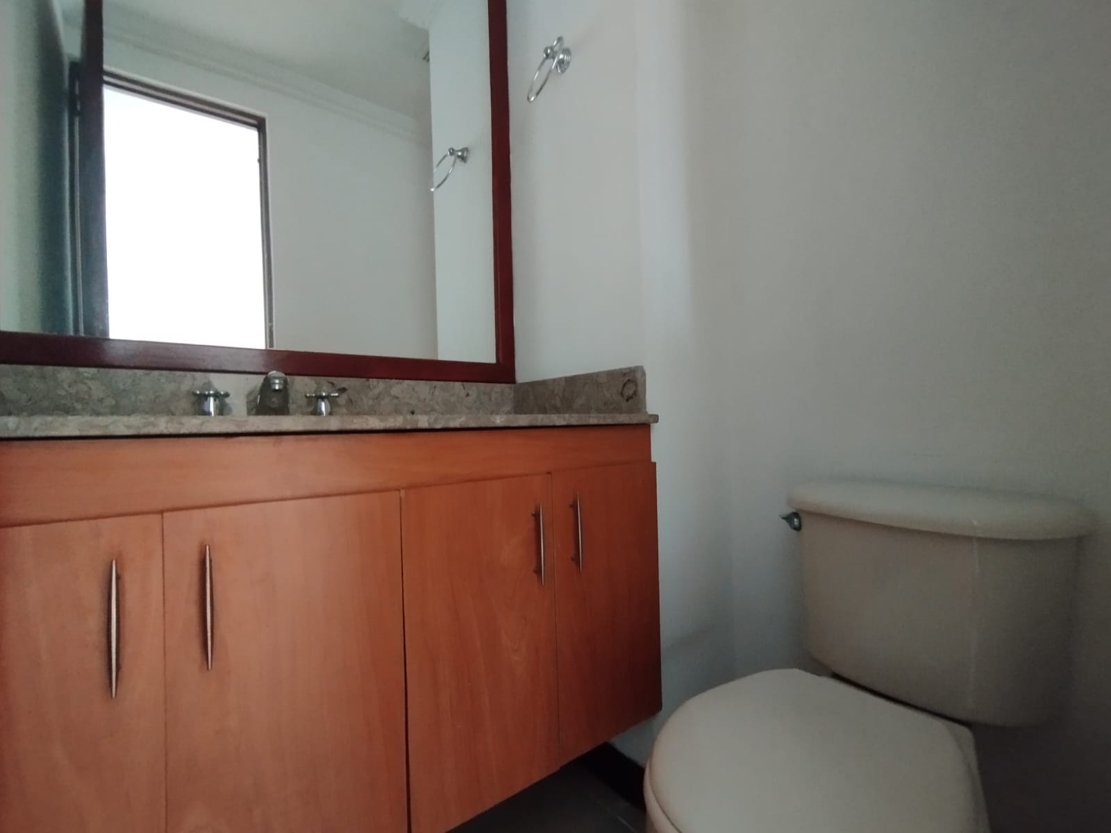 Apartamento en arriendo en El Poblado, Medellín · foto 10 de 13