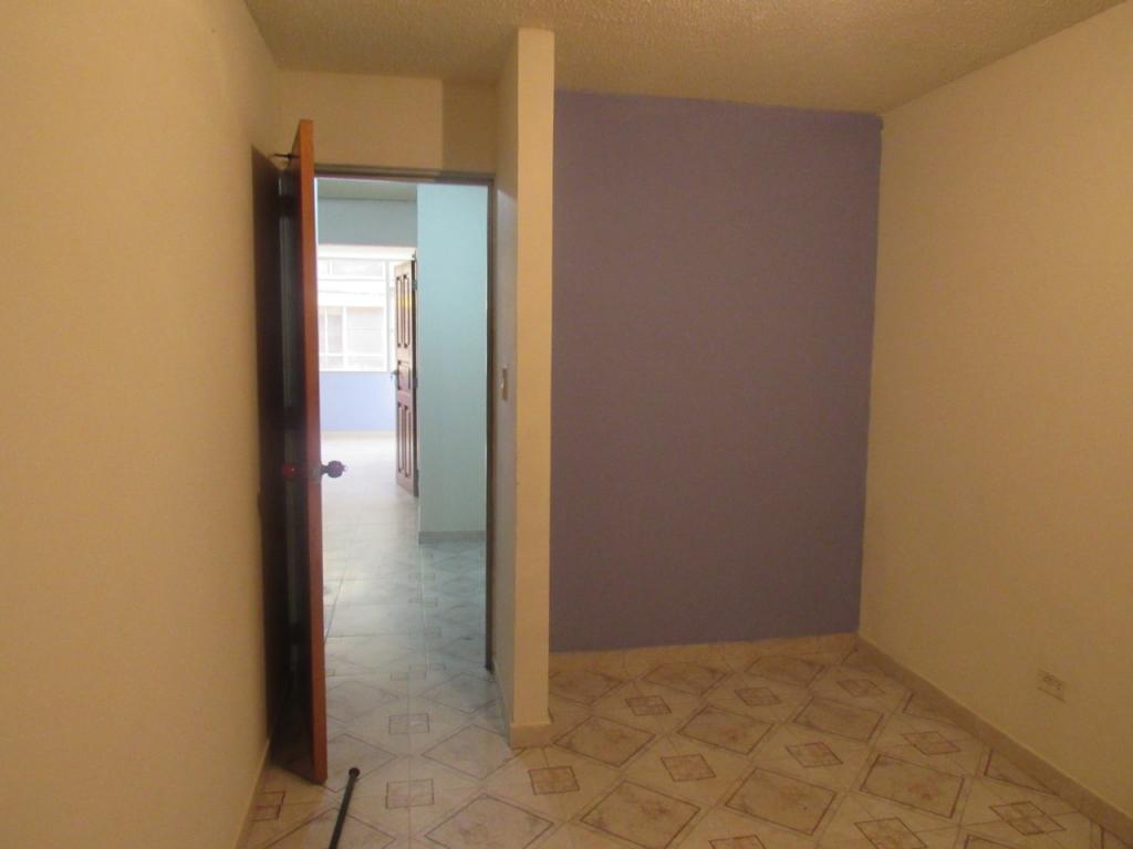 Casa en venta en Engativá, Bogotá · foto 10 de 15