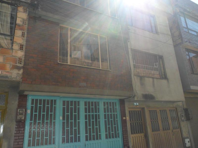 Casa en venta en Engativa Centro, Bogotá · foto 3 de 19