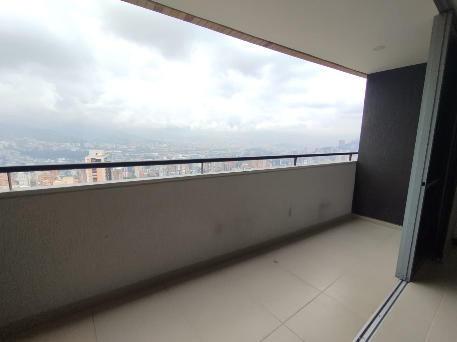 Apartamento en arriendo en El Poblado, Medellín · foto 12 de 20