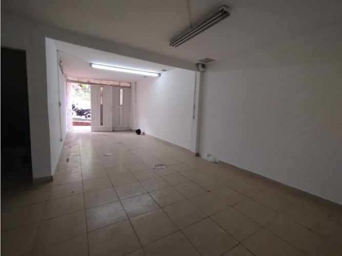 Local en venta en Prado, Medellín, 113 m² · foto 2 de 13