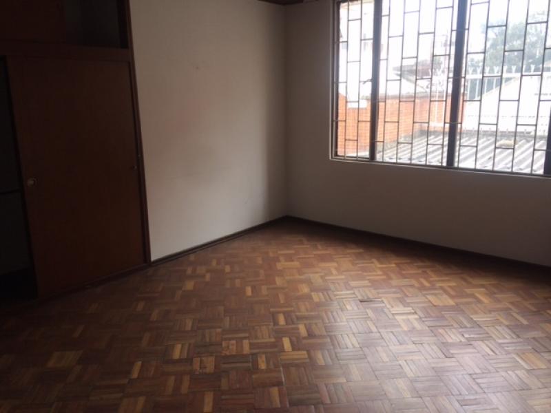 Casa en venta en Pasadena, Bogotá · foto 8 de 15