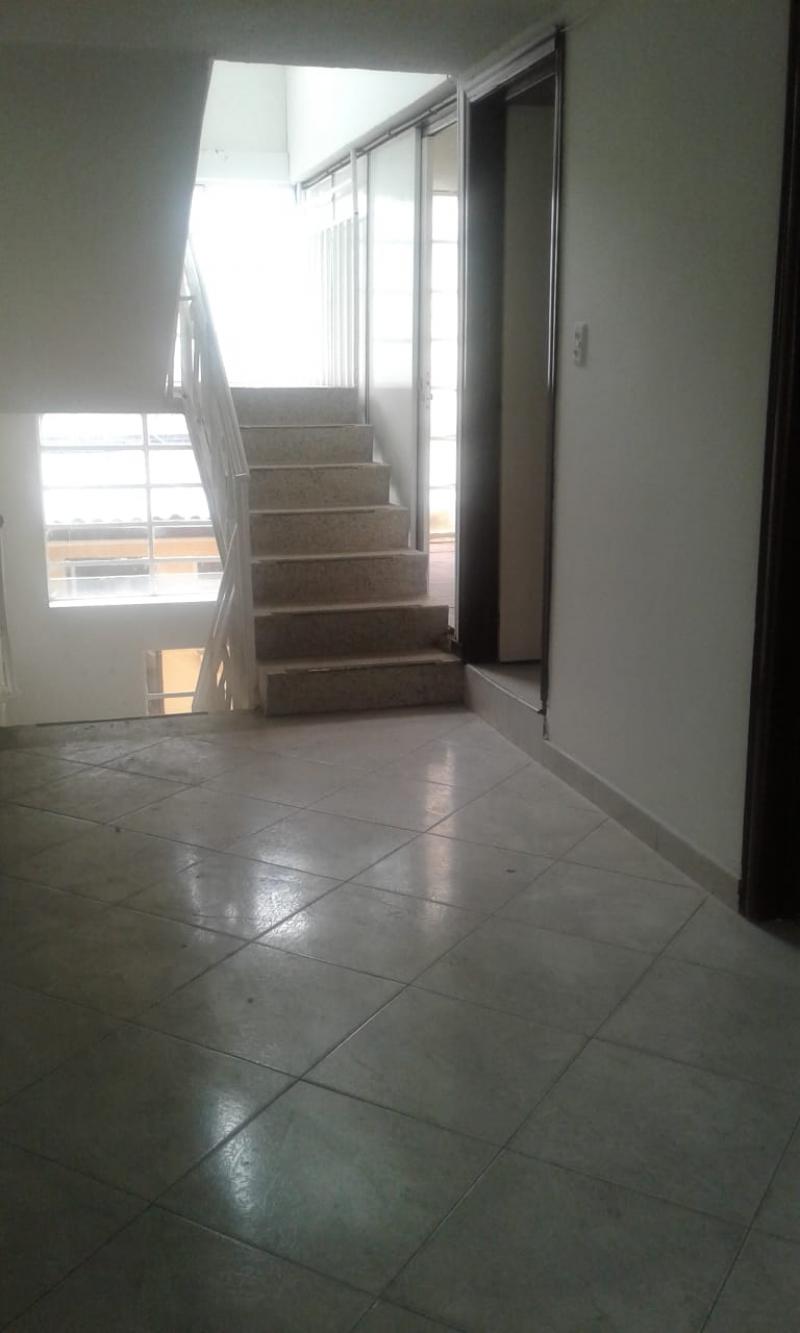 Casa en venta en La Estrada, Bogotá · foto 3 de 18