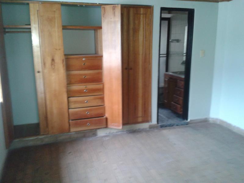 Casa en venta en La Estrada, Bogotá · foto 8 de 17