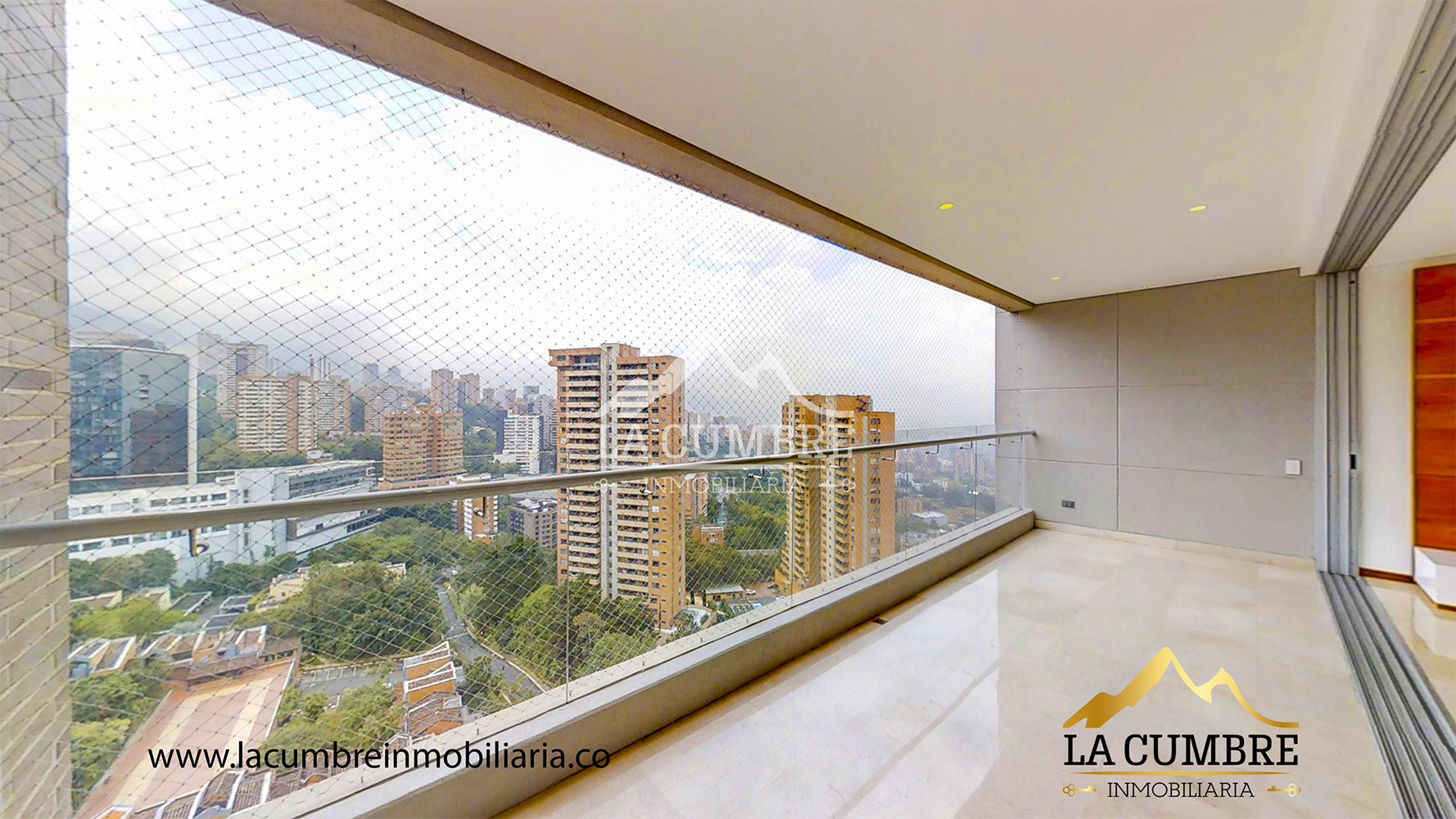 Apartamento en arriendo en El Tesoro, Medellín · foto 2 de 21