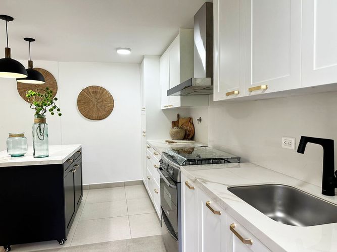 Apartamento de 2 alcobas en arriendo en El Poblado, Medellín, 120 m² · foto 7 de 16