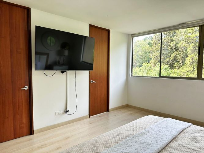 Apartamento de 2 alcobas en arriendo en El Poblado, Medellín, 120 m² · foto 11 de 16