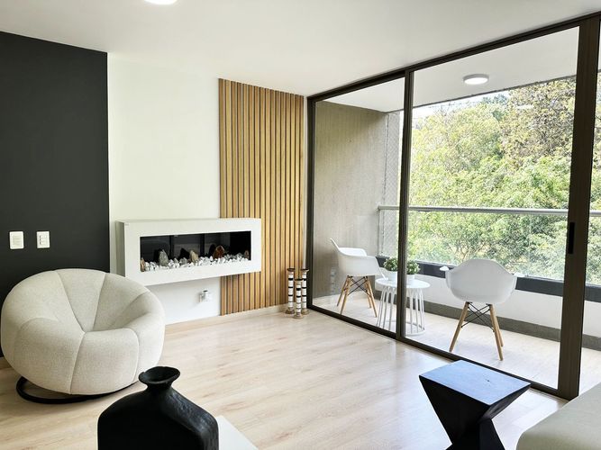 Apartamento de 2 alcobas en arriendo en El Poblado, Medellín, 120 m² · foto 4 de 16