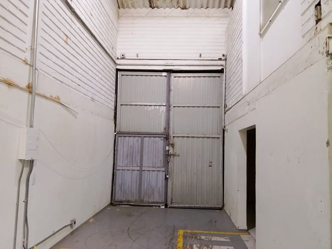 Bodega en arriendo en Villa Carlota, Medellín, 230 m² · foto 10 de 15