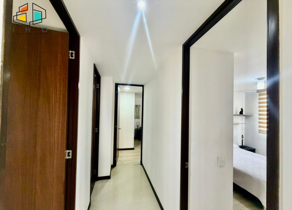Apartamento en arriendo en Los Balsos No.2, Medellín · foto 20 de 24