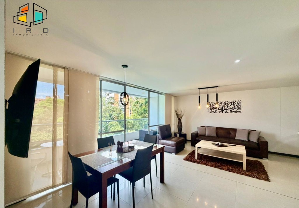 Apartamento en arriendo en Los Balsos No.2, Medellín · foto 3 de 24
