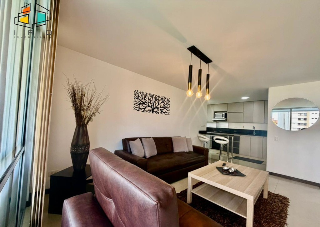 Apartamento en arriendo en Los Balsos No.2, Medellín · foto 5 de 24