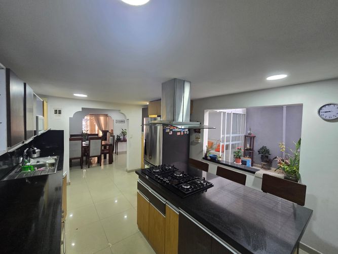 Casa de 5 alcobas en venta en Camino Real, Cali, 280 m² · foto 4 de 24