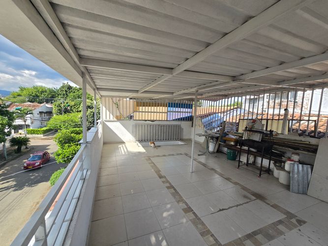 Casa de 5 alcobas en venta en Camino Real, Cali, 280 m² · foto 21 de 24