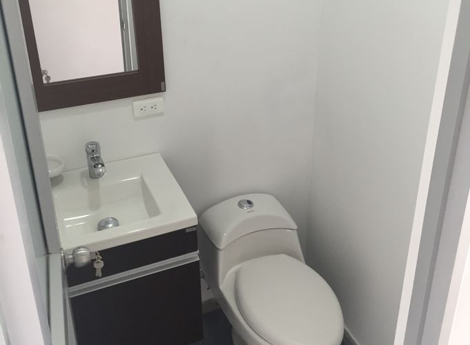 Bodega en arriendo en Suramérica, Itagüí, 542 m² · foto 10 de 10