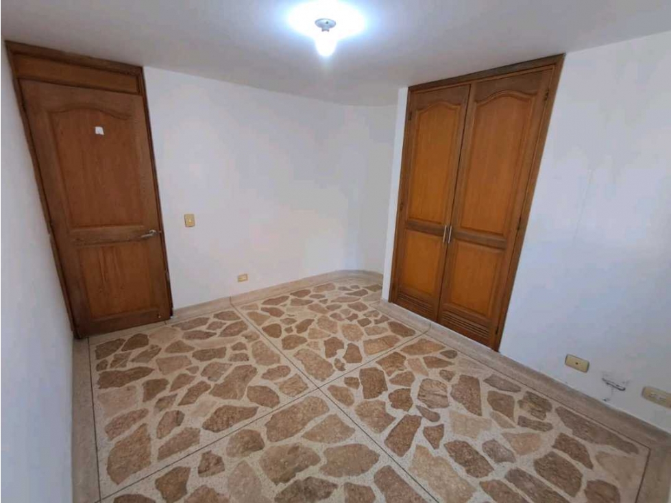 Apartamento en arriendo en La Castellana, Medellín · foto 13 de 20
