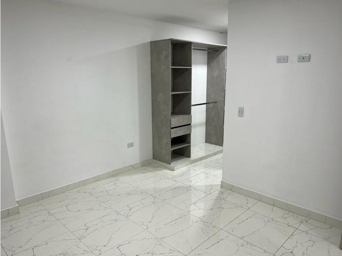 Edificio en venta en El Poblado Ii Etapa, Pereira, 485 m² · foto 4 de 7