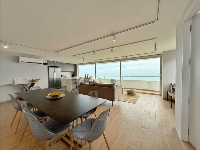 Apartamento de 3 alcobas en venta en Crespo, Cartagena, 144 m² · foto 5 de 24