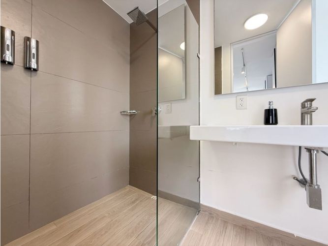 Apartamento de 3 alcobas en venta en Crespo, Cartagena, 144 m² · foto 18 de 24