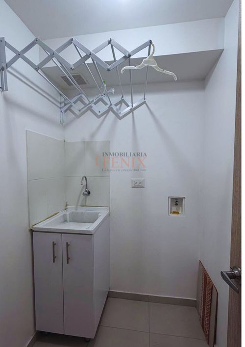 Apartamento de 3 alcobas en venta en Verbenal San Antonio, Bogotá, 66 m² · foto 5 de 17