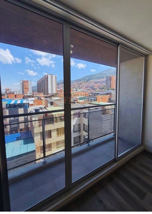 Apartamento de 3 alcobas en venta en Verbenal San Antonio, Bogotá, 66 m² · foto 13 de 17