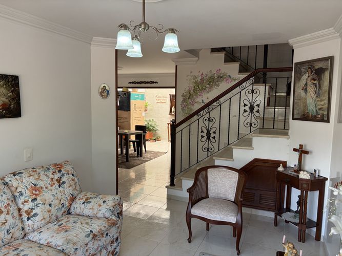 Casa de 4 alcobas en venta en Cañaveral, Floridablanca, 140 m² · foto 4 de 24