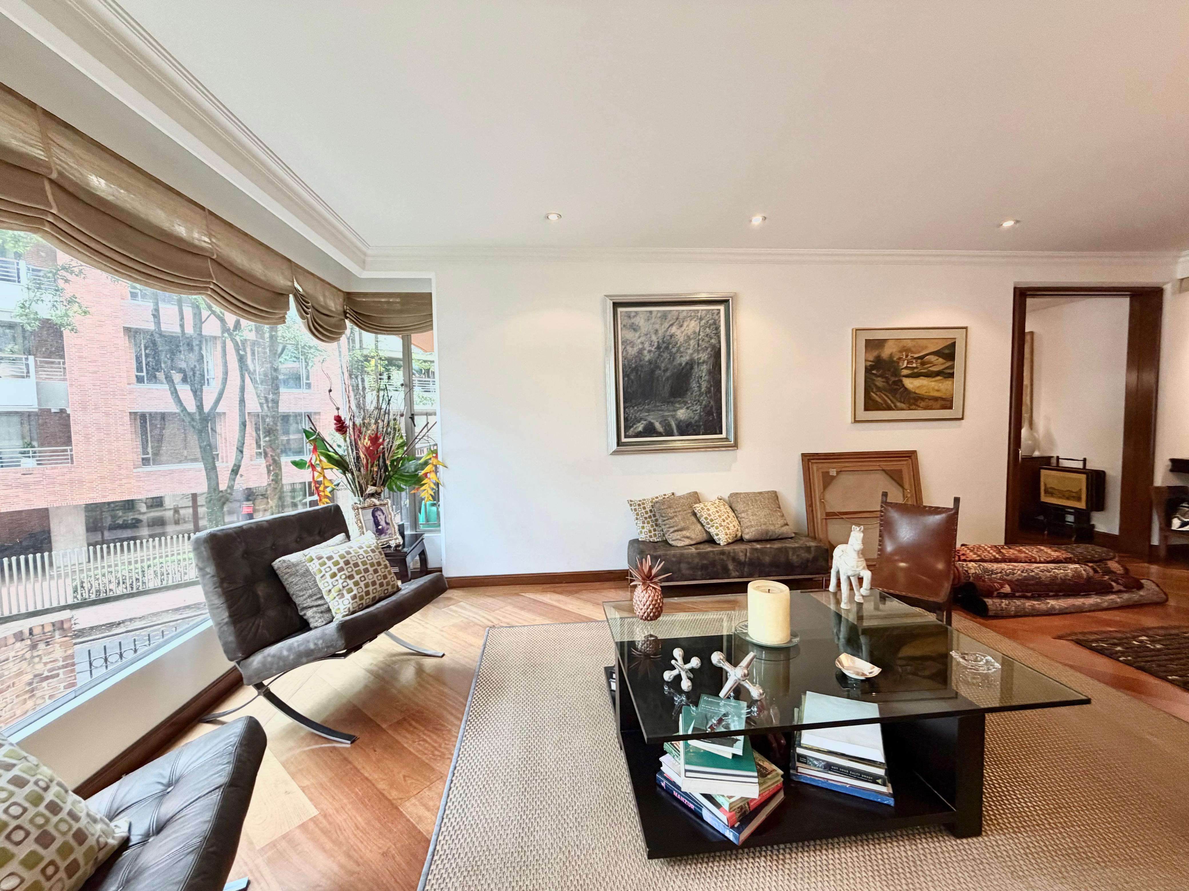 Apartamento en venta en La Cabrera, Bogotá · foto 2 de 18