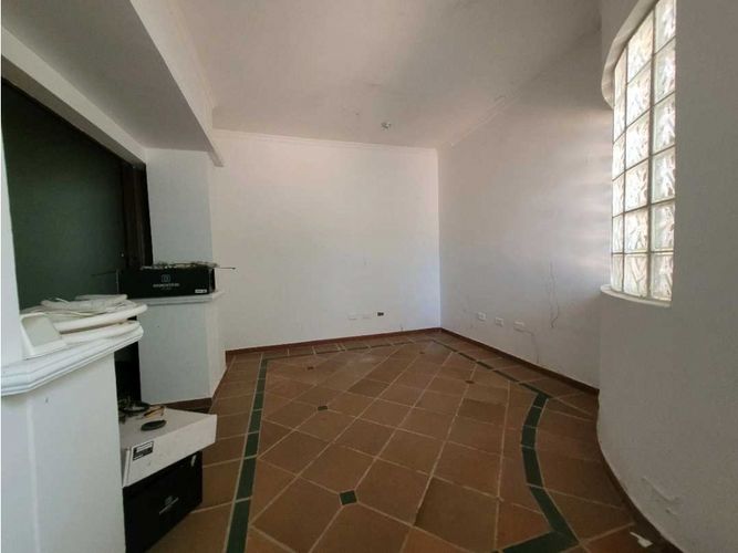Local en arriendo en El Prado, Barranquilla, 100 m² · foto 2 de 3