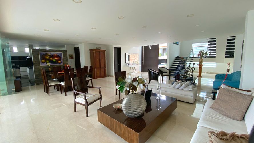 Casa de 7 alcobas en venta en Ruitoque Condominio, Floridablanca, 600 m² · foto 9 de 19