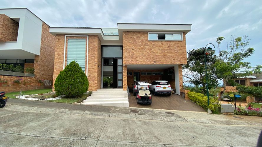 Casa de 7 alcobas en venta en Ruitoque Condominio, Floridablanca, 600 m² · foto 18 de 19