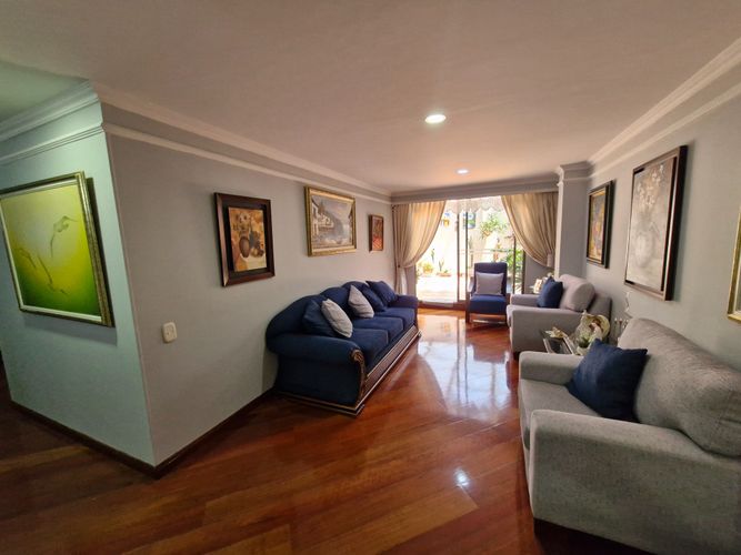 Apartamento en venta en Cedritos, Bogotá · foto 2 de 16