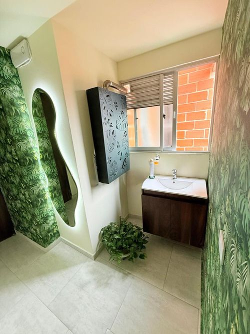 Apartamento de 5 alcobas en venta en Laureles, Medellín, 158 m² · foto 18 de 21