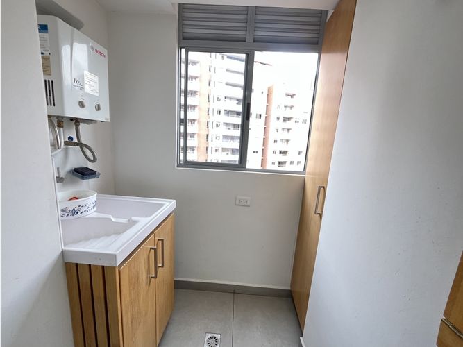 Apartamento de 3 alcobas en venta en Zona Industrial 1, Bello, 82 m² · foto 11 de 22