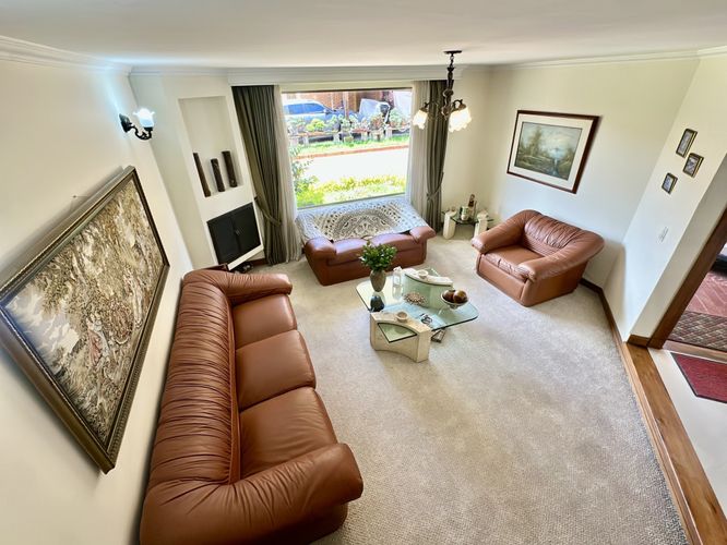 Casa de 5 alcobas en venta en San Teo Ii, Chía, 205 m² · foto 3 de 24