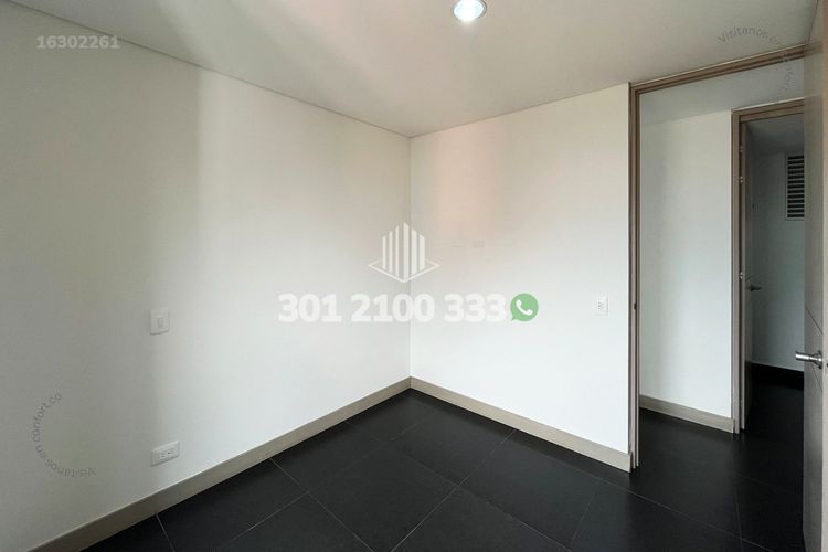 Apartamento de 2 alcobas en arriendo en Los Balsos, Medellín, 89 m² · foto 9 de 22