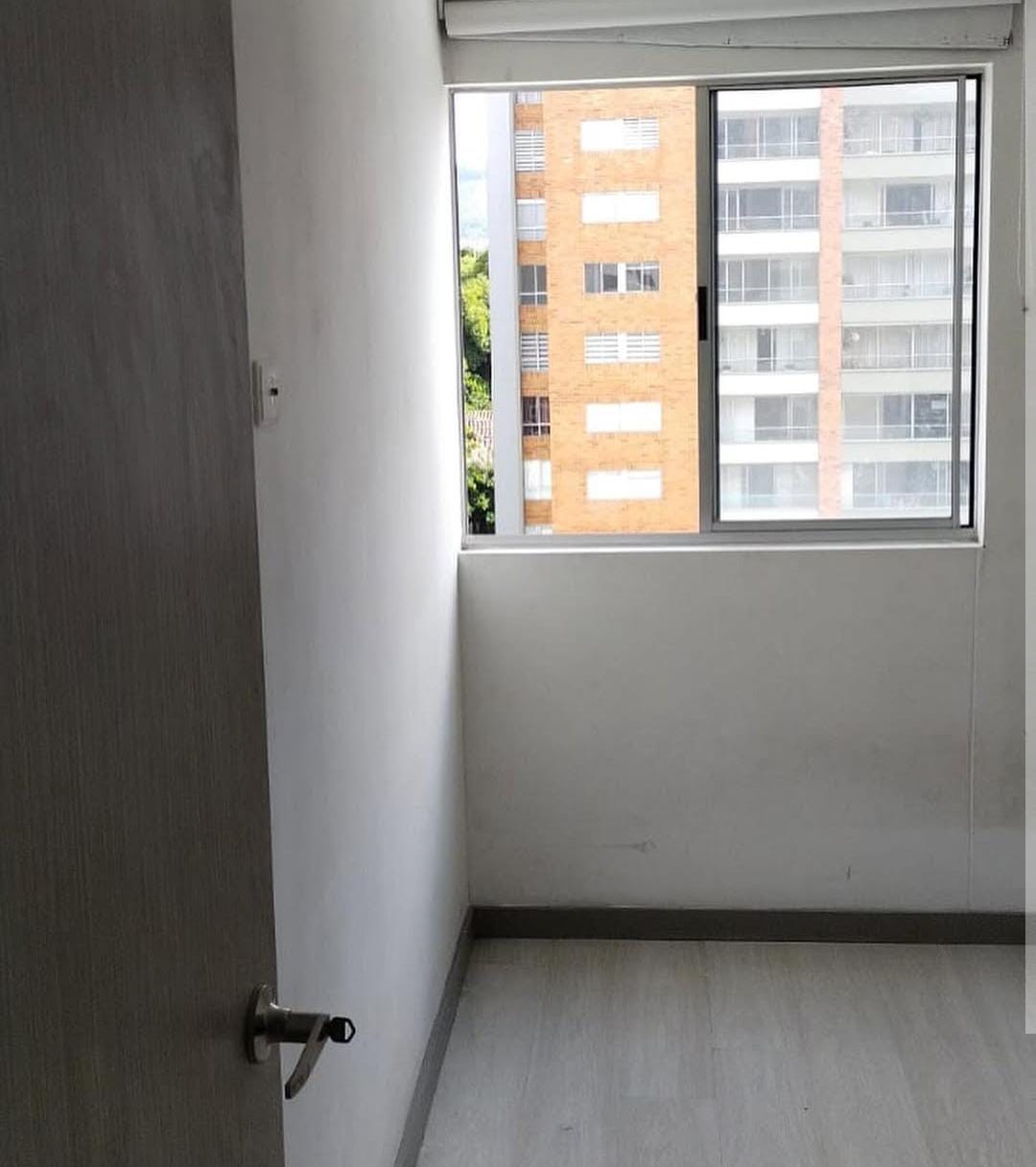 Apartamento en venta en Suramerica, La Estrella · foto 13 de 24