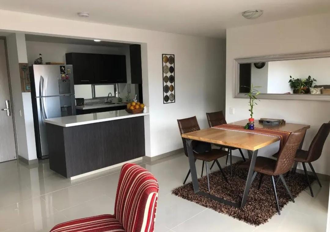 Apartamento en venta en Suramerica, La Estrella · foto 19 de 24