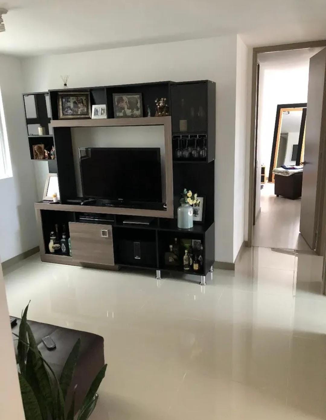 Apartamento en venta en Suramerica, La Estrella · foto 8 de 24