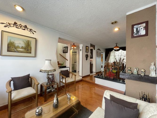 Casa de 4 alcobas en venta en Morato, Bogotá, 183 m² · foto 3 de 18