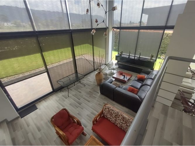 Casa de 3 alcobas en venta en Pueblo Viejo, Cota, 310 m² · foto 12 de 24