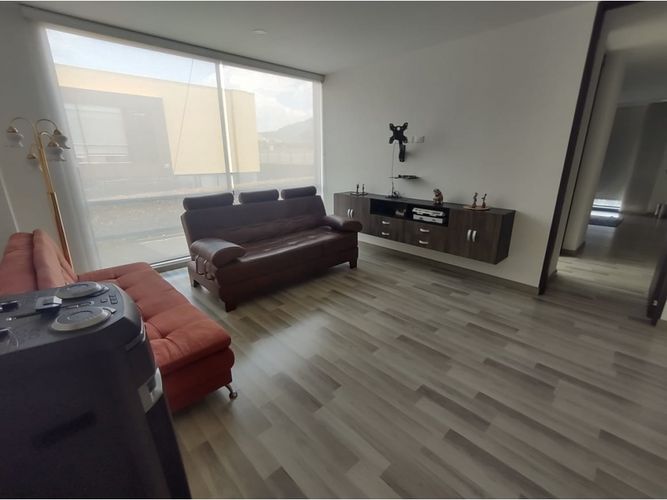 Casa de 3 alcobas en venta en Pueblo Viejo, Cota, 310 m² · foto 22 de 24