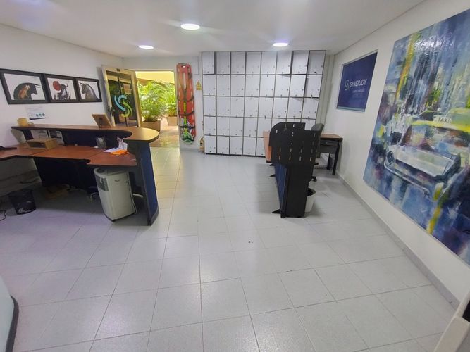 Oficina en arriendo en La Candelaria, Medellín, 365 m² · foto 3 de 23