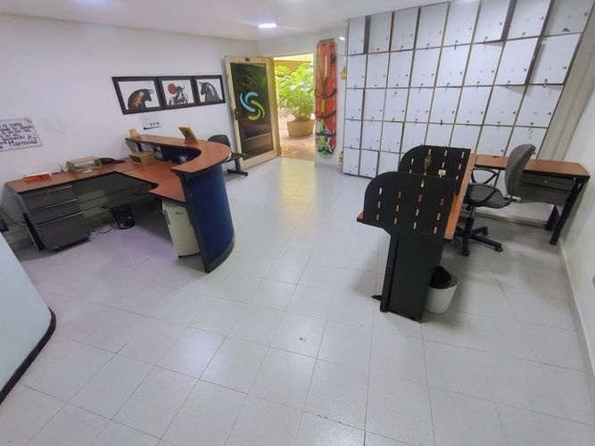 Oficina en arriendo en La Candelaria, Medellín, 365 m² · foto 4 de 23