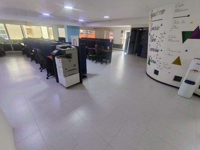 Oficina en arriendo en La Candelaria, Medellín, 365 m² · foto 8 de 23