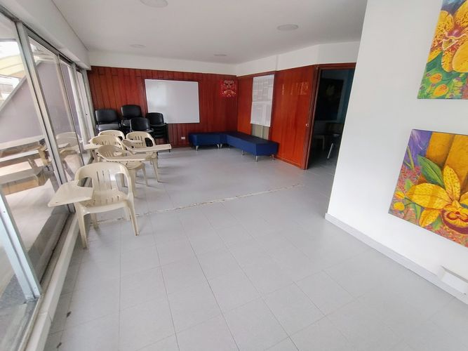 Oficina en arriendo en La Candelaria, Medellín, 365 m² · foto 16 de 23