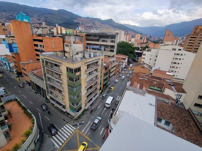 Oficina en arriendo en La Candelaria, Medellín, 365 m² · foto 22 de 23