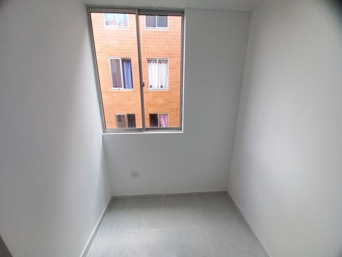 Apartamento de 3 alcobas en venta en San Tropel, Ibagué, 42 m² · foto 13 de 24